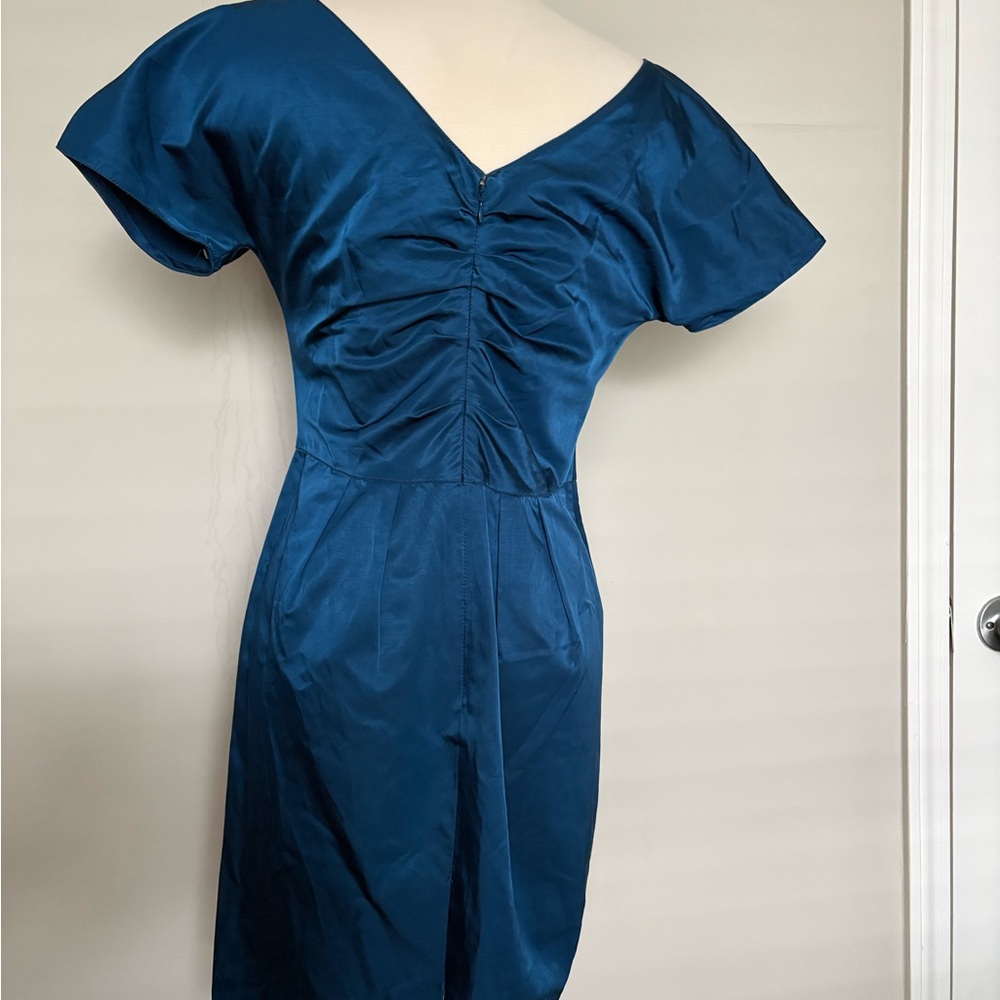 Vera Wang Lavender Label Teal Blue Sheath Dress with Decorative Embellishment - Picture 3 of 4